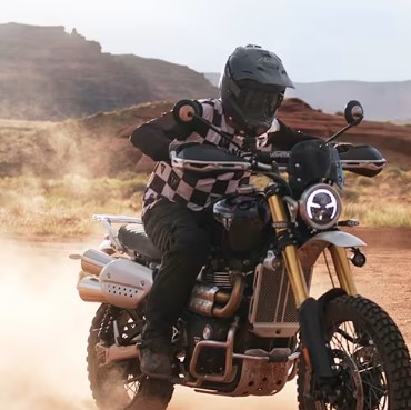 2025 Triumph Scrambler 1200 XE